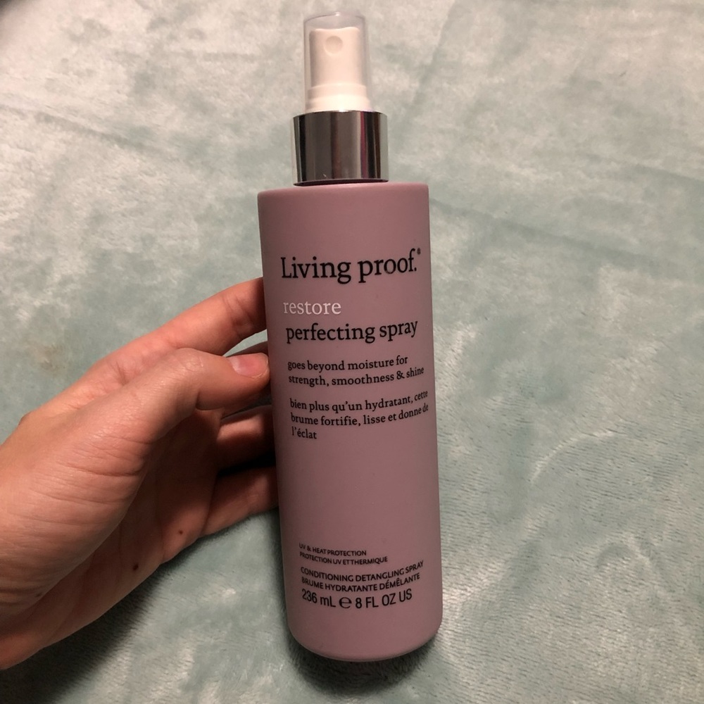 Living Proof Restore perfecting spray